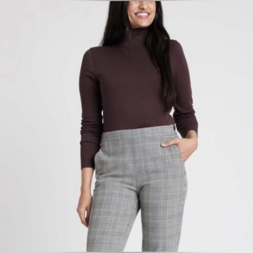 Kit and Ace The Base Long Sleeve Turtleneck Cowl Neck Shirt Brown Fitted